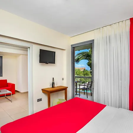Hotel Village 3*