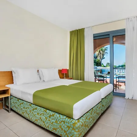 Hotel Village