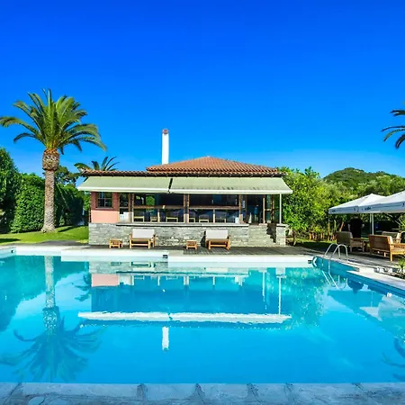 Village Hotel 3*