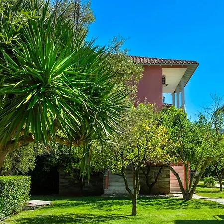 Hanioti Village Hotel 3*