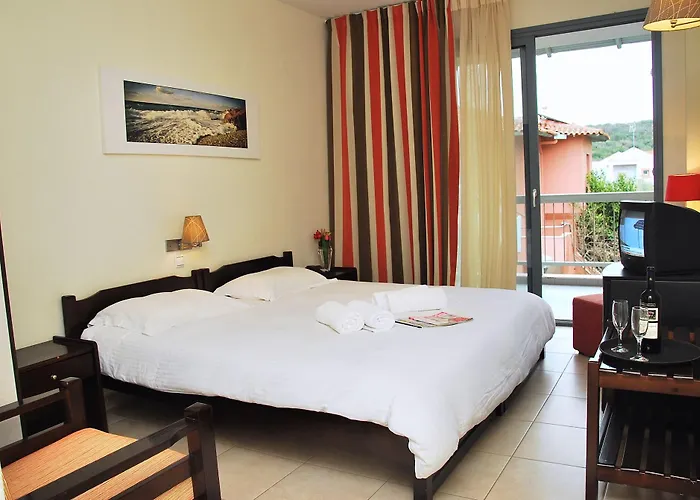 Hotel Hanioti Village 3*