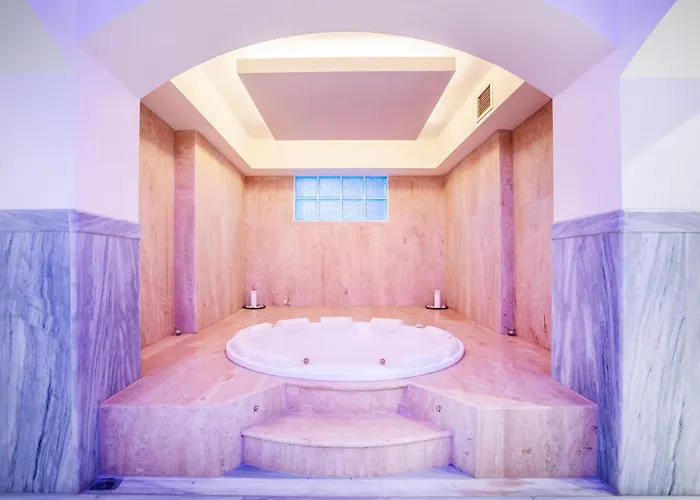 Hanioti Village Hotel