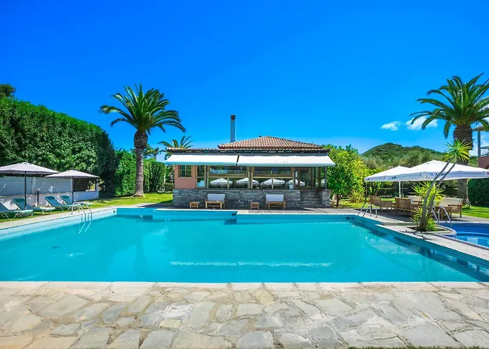 Hanioti Village Hotel 3*